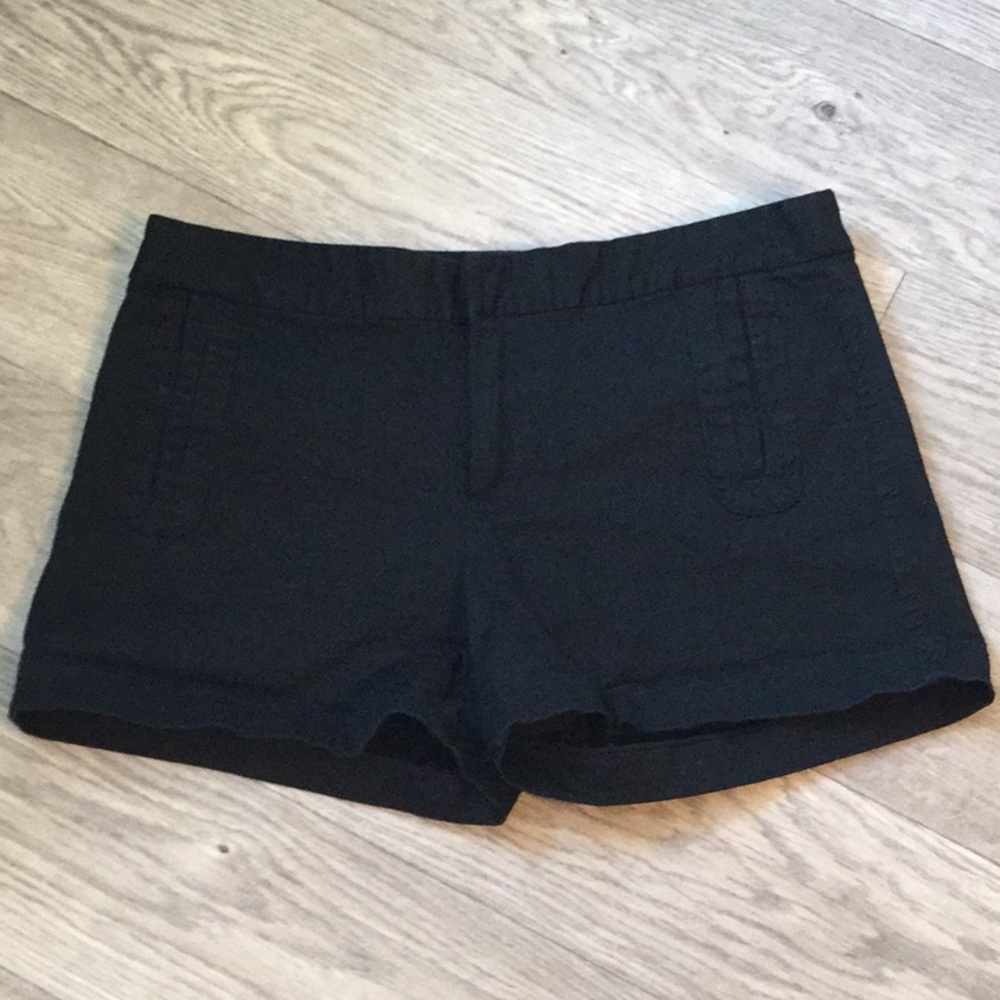Black Gap khaki shorts